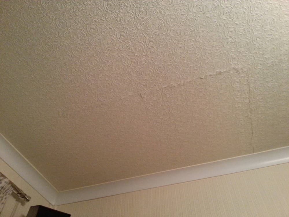 7 Types of Ceiling Cracks How to Identify and Repair Them
